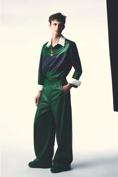 Look 19
